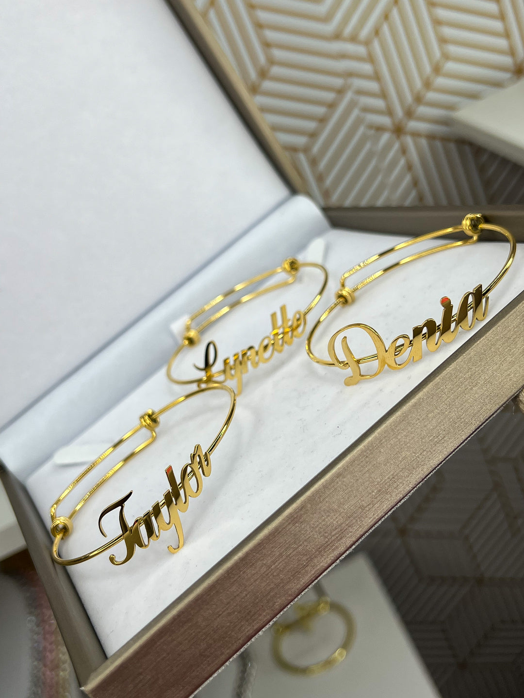 Dainty Name Bangle
