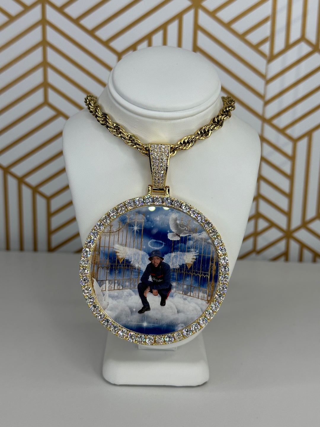 65mm Circle Photo Necklace