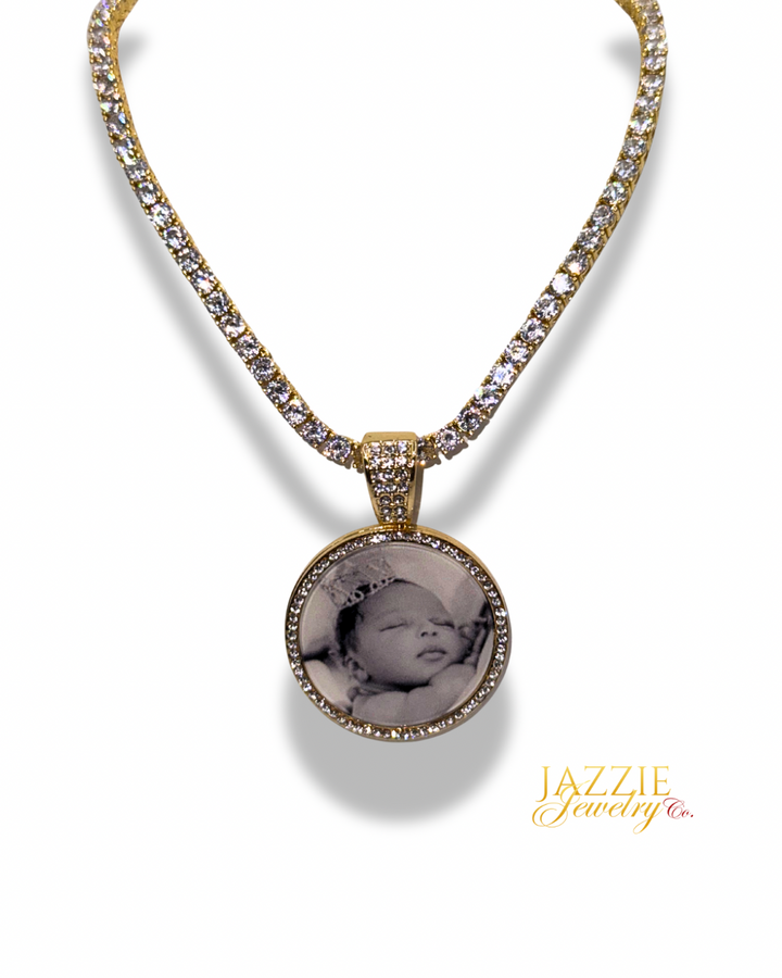 Signature Circle Photo Necklace