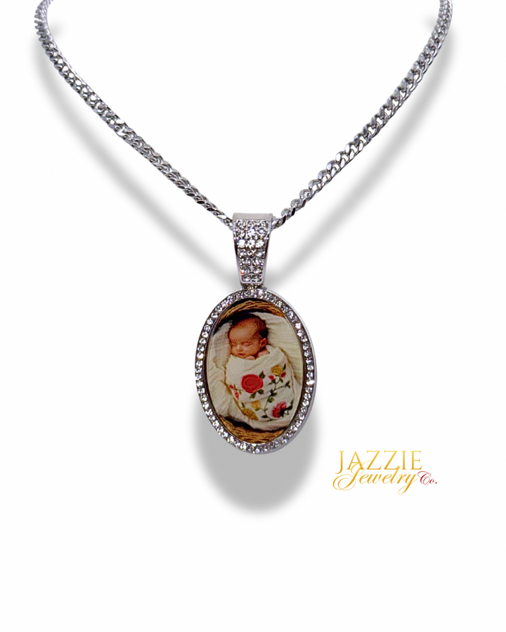 Signature Oval Photo Necklace