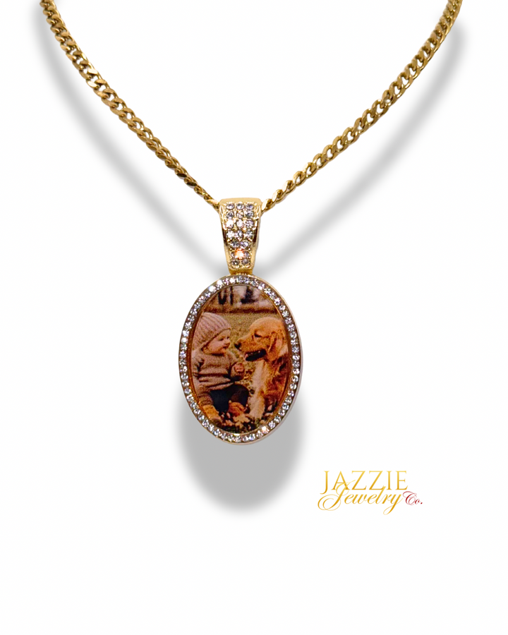 Signature Oval Photo Necklace