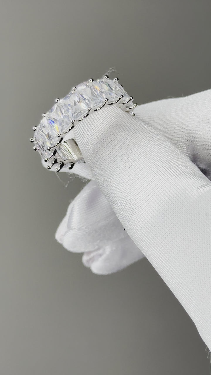 Baguette Cut Diamond Ring