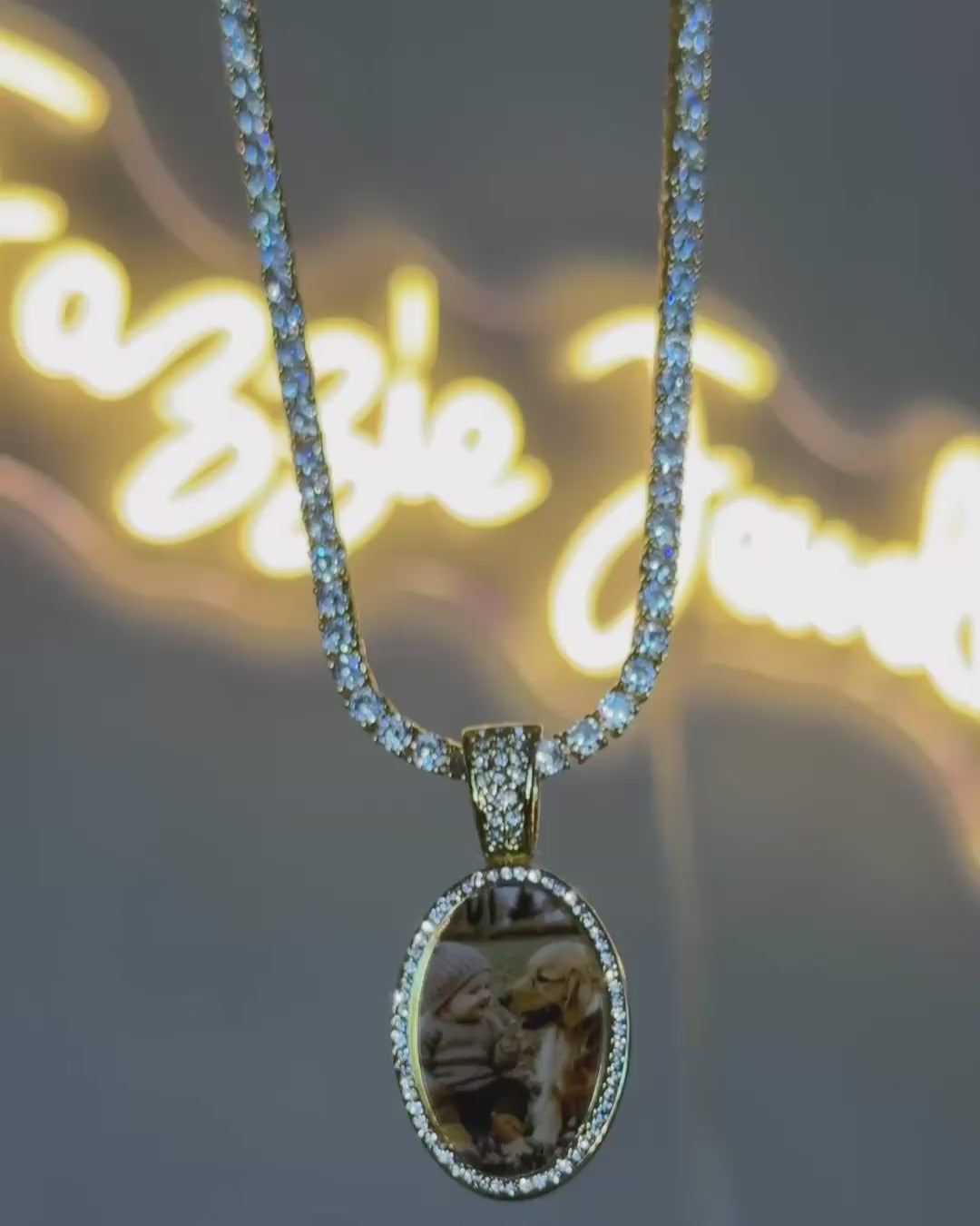 Signature Oval Photo Necklace