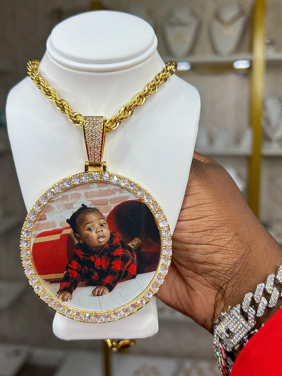 65mm Circle Photo Necklace